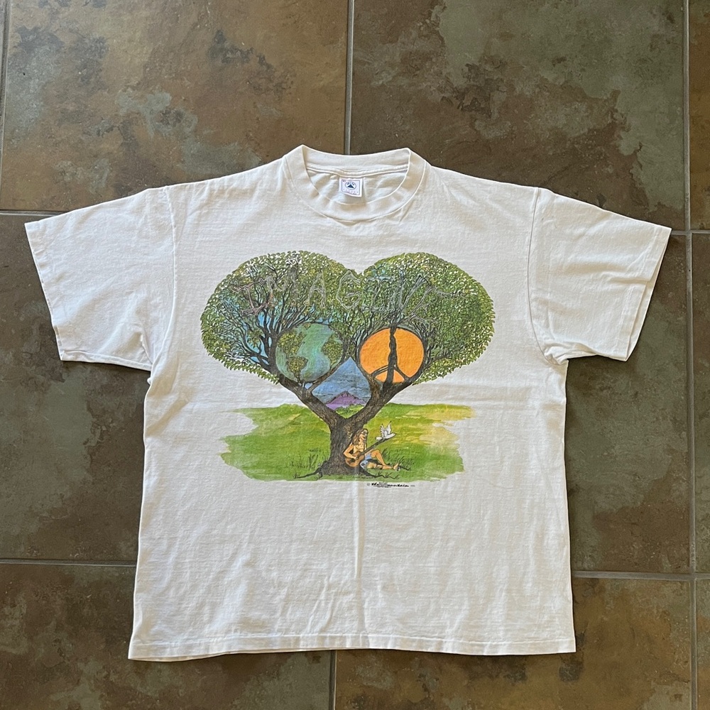 VTG 1993 John Lennon imagine graphic Tshirt, great condition small signs of wear